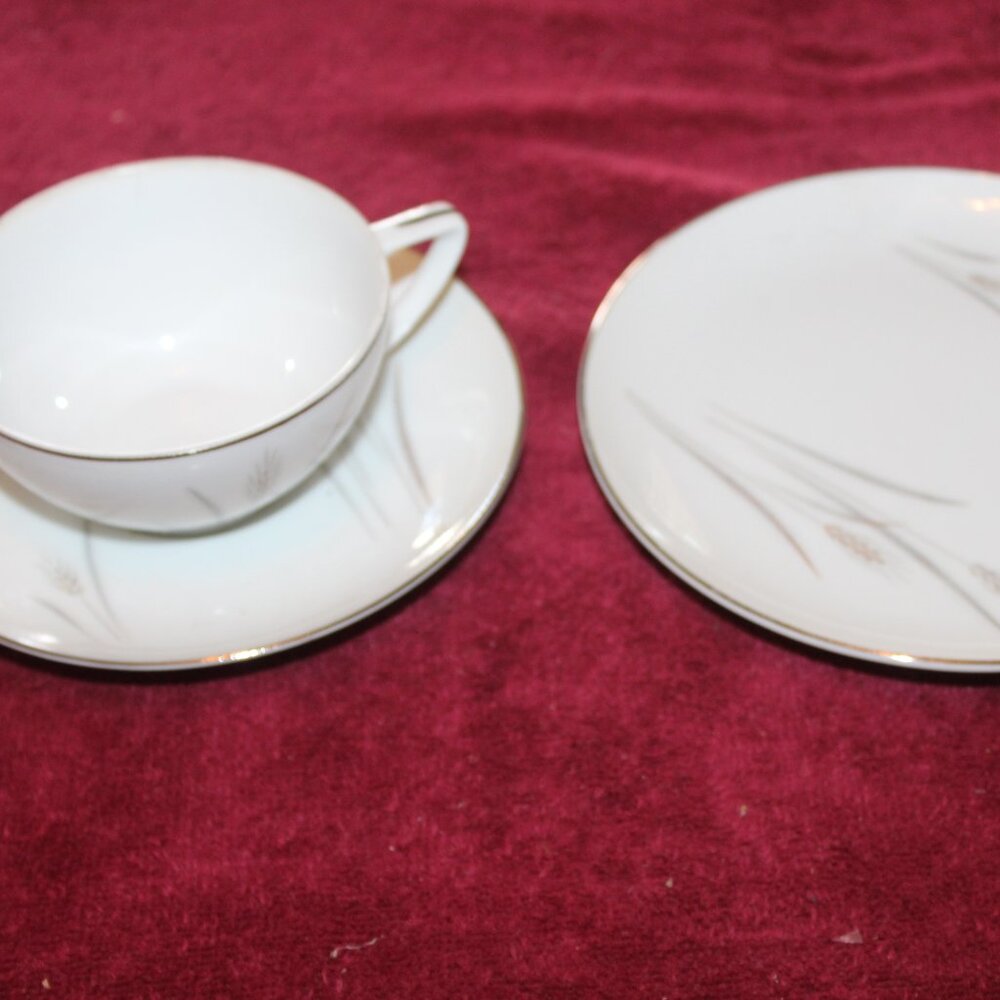 Vintage Cup, Saucer, and dessert plate  "Platinum Wheat" Fine China of Japan